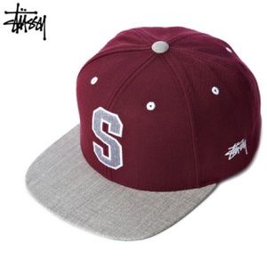 STUSSY Burgundy Snapback